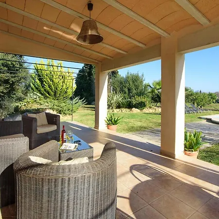 Villa Sleeps 4 Pool Air Con Wifi