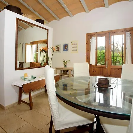 Sleeps 4 Pool Air Con Wifi *